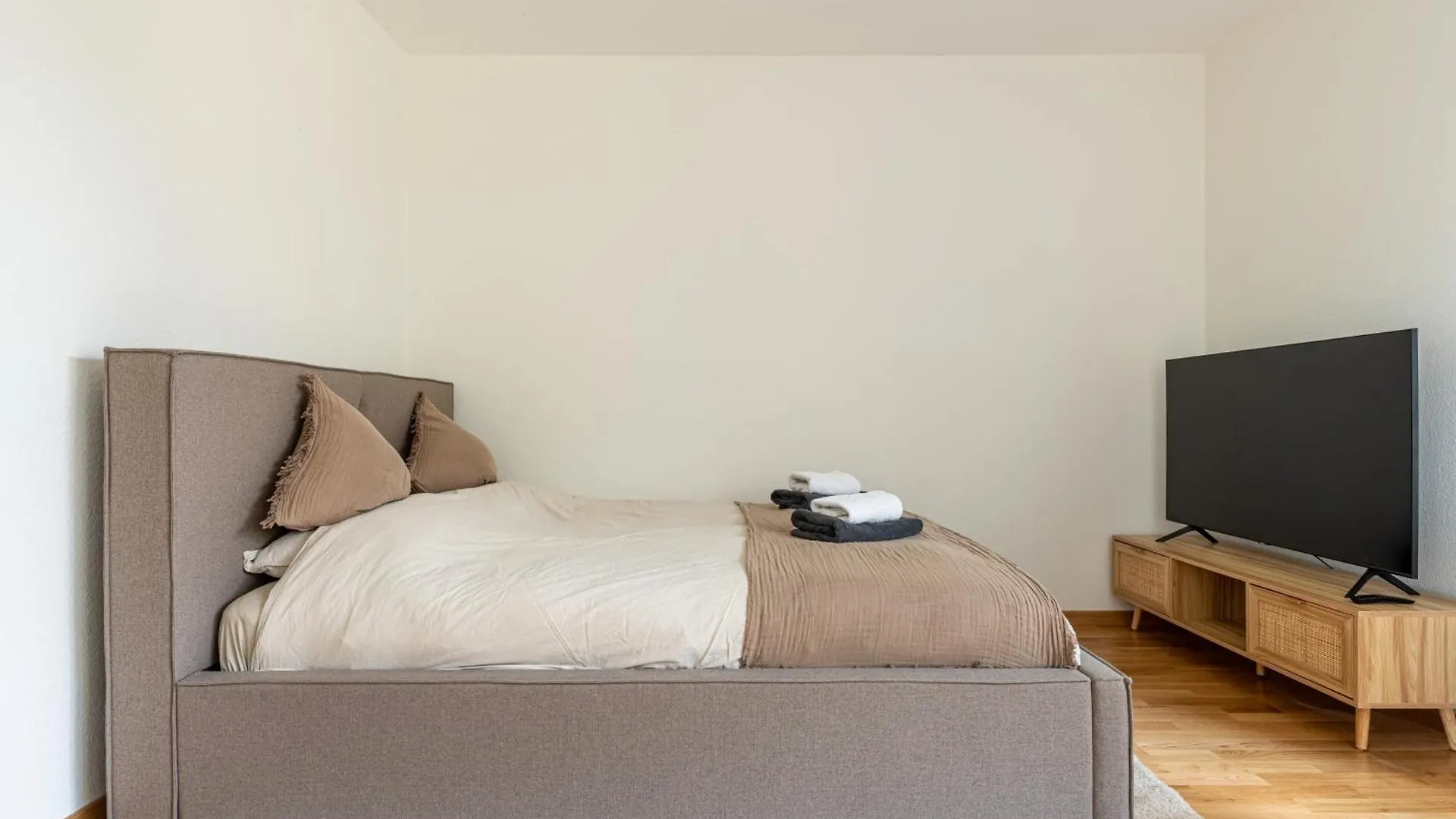 Apartamento Stylish Lakeside Studio Ginebra