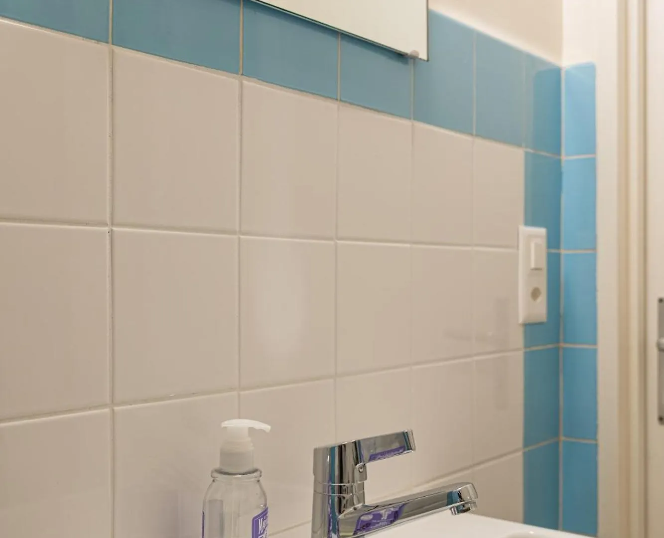 Stylish Lakeside Studio Ginebra Apartamento